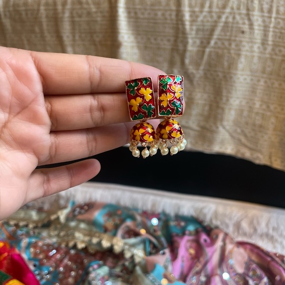 Red Jhumki - Earrings - Picture 4 of 7